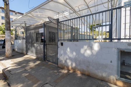 Apartamento à venda com 47m², 2 quartos e sem vaga Apartamento à venda com 47m², 2 quartos e sem vagaFachada