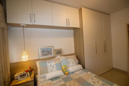 Apartamento à venda com 68m², 2 quartos e 2 vagasSuíte