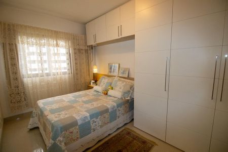Apartamento à venda com 68m², 2 quartos e 2 vagasSuíte