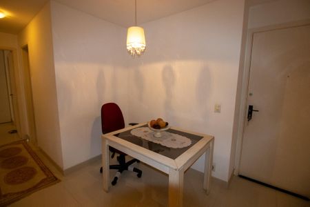 Apartamento à venda com 68m², 2 quartos e 2 vagasSala