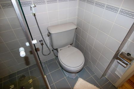 Apartamento à venda com 68m², 2 quartos e 2 vagasBanheiro Social