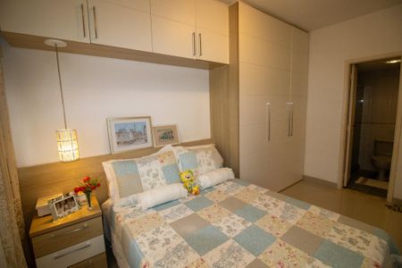 Apartamento à venda com 68m², 2 quartos e 2 vagasSuíte