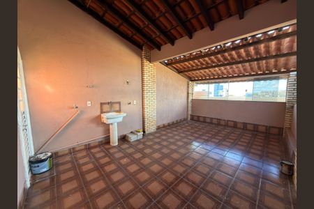 Casa para alugar com 140m², 4 quartos e 1 vagaLavanderia 