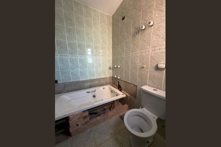 Casa para alugar com 140m², 4 quartos e 1 vagaBanheiro quarto 04