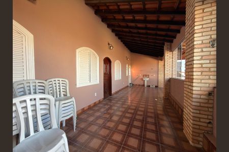 Casa para alugar com 140m², 4 quartos e 1 vagaLavanderia 