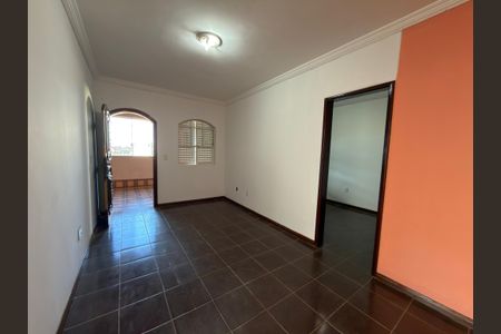 Sala de casa para alugar com 4 quartos, 140m² em Conjunto F, Brasília
