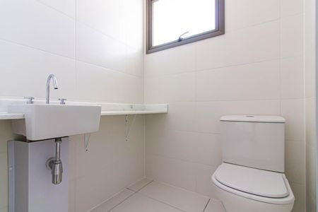 Apartamento à venda com 78m², 2 quartos e 1 vaga Apartamento à venda com 78m², 2 quartos e 1 vagaBanheiro da Suíte 2