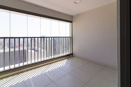 Apartamento à venda com 78m², 2 quartos e 1 vaga Apartamento à venda com 78m², 2 quartos e 1 vagaVaranda
