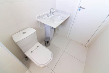 Apartamento à venda com 78m², 2 quartos e 1 vaga Apartamento à venda com 78m², 2 quartos e 1 vagaBanheiro da Suíte 1