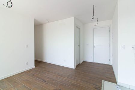 Apartamento à venda com 78m², 2 quartos e 1 vaga Apartamento à venda com 78m², 2 quartos e 1 vagaSala