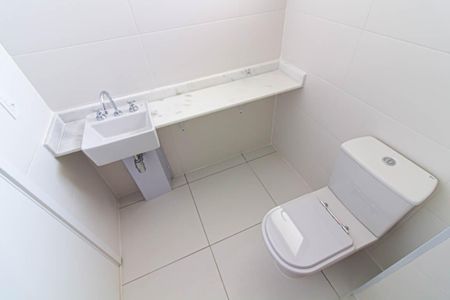 Apartamento à venda com 78m², 2 quartos e 1 vaga Apartamento à venda com 78m², 2 quartos e 1 vagaBanheiro da Suíte 2