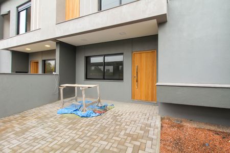 Casa à venda com 118m², 3 quartos e 2 vagas Casa à venda com 118m², 3 quartos e 2 vagasÁrea externa