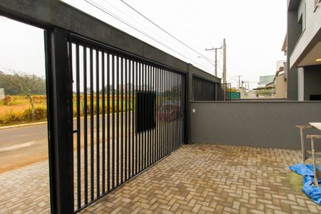 Casa à venda com 118m², 3 quartos e 2 vagas Casa à venda com 118m², 3 quartos e 2 vagasÁrea externa