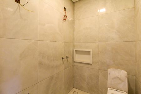 Casa à venda com 118m², 3 quartos e 2 vagas Casa à venda com 118m², 3 quartos e 2 vagasBanheiro