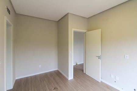 Casa à venda com 118m², 3 quartos e 2 vagas Casa à venda com 118m², 3 quartos e 2 vagasSuíte