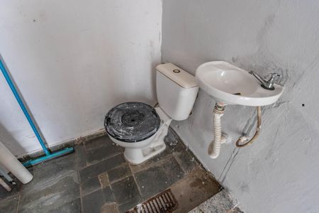 Casa à venda com 50m², 1 quarto e sem vagaBanheiro de serviço