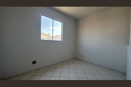 Casa à venda com 69m², 2 quartos e 1 vagaQuarto