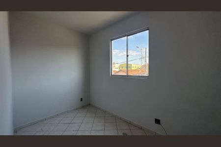 Casa à venda com 69m², 2 quartos e 1 vagaQuarto