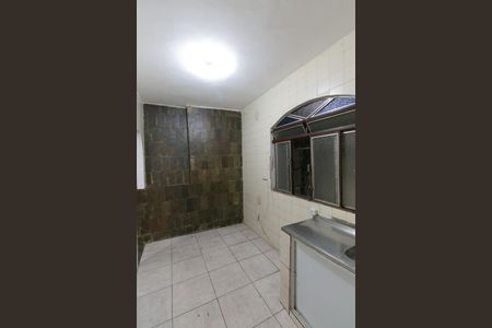 Casa à venda com 290m², 5 quartos e 4 vagas Casa à venda com 290m², 5 quartos e 4 vagasCozinha