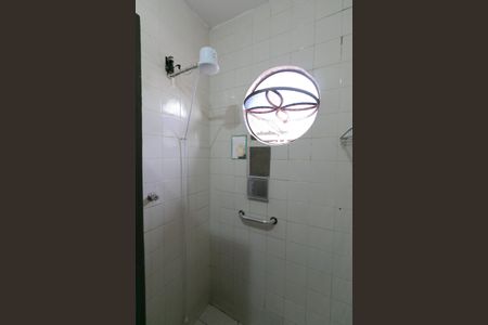 Casa à venda com 290m², 5 quartos e 4 vagas Casa à venda com 290m², 5 quartos e 4 vagasBanheiro