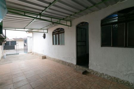 Casa à venda com 290m², 5 quartos e 4 vagas Casa à venda com 290m², 5 quartos e 4 vagasÁrea Externa