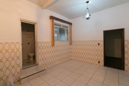 Casa à venda com 290m², 5 quartos e 4 vagas Casa à venda com 290m², 5 quartos e 4 vagasQuarto de Serviço