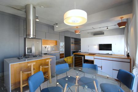 Apartamento à venda com 140m², 1 quarto e 2 vagasSala/Cozinha