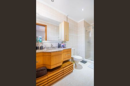 Apartamento à venda com 80m², 2 quartos e 2 vagasBanheiro da Suíte