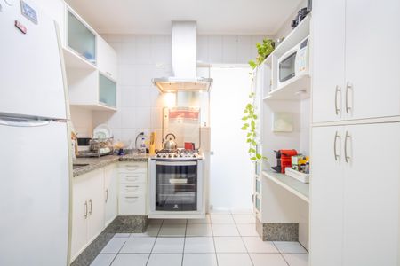 Apartamento à venda com 80m², 2 quartos e 2 vagasCozinha