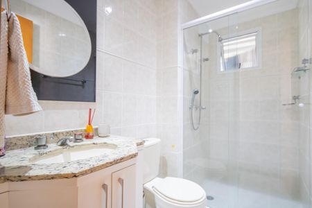 Apartamento à venda com 80m², 2 quartos e 2 vagasBanheiro Social