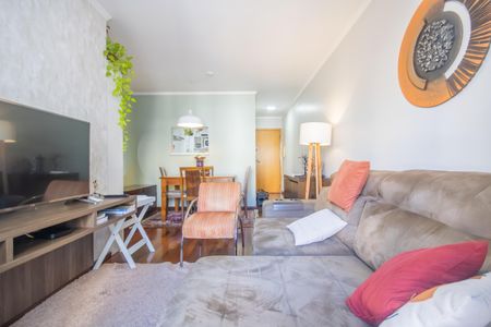 Apartamento à venda com 80m², 2 quartos e 2 vagasSala