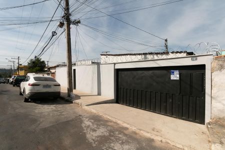 Casa à venda com 400m², 5 quartos e 3 vagasFachada