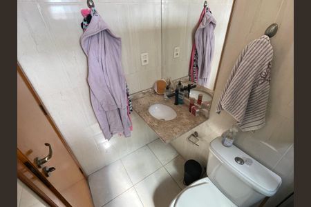 Apartamento à venda com 70m², 3 quartos e 1 vagaBanheiro 2