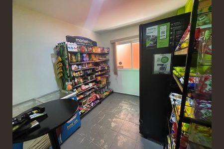 Apartamento à venda com 70m², 3 quartos e 1 vagaMini mercado