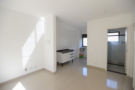 Apartamento para alugar com 43m², 2 quartos e 1 vagaSala/Cozinha