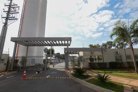 Apartamento para alugar com 43m², 2 quartos e 1 vagaFachada