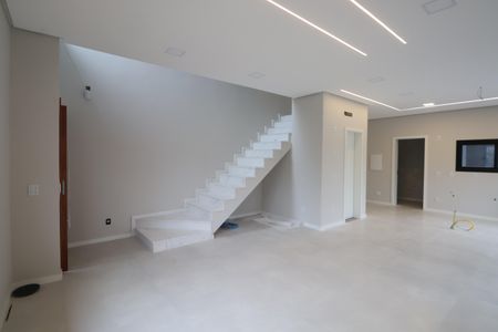 Casa à venda com 142m², 3 quartos e 2 vagasSala