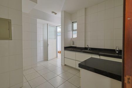 Apartamento à venda com 140m², 3 quartos e 2 vagas Apartamento à venda com 140m², 3 quartos e 2 vagasCozinha