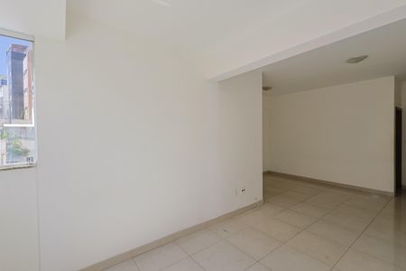 Apartamento à venda com 140m², 3 quartos e 2 vagas Apartamento à venda com 140m², 3 quartos e 2 vagasSala