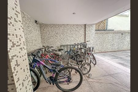 Apartamento à venda com 139m², 3 quartos e 2 vagas Apartamento à venda com 139m², 3 quartos e 2 vagasÁrea comum