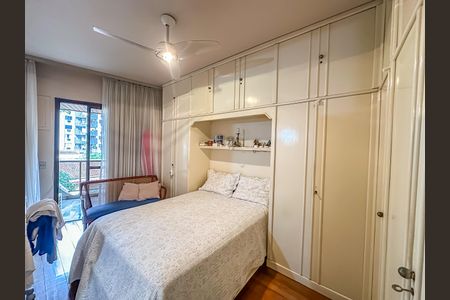 Apartamento à venda com 139m², 3 quartos e 2 vagas Apartamento à venda com 139m², 3 quartos e 2 vagasSuíte
