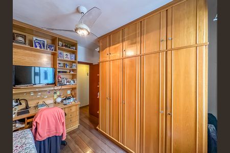 Apartamento à venda com 139m², 3 quartos e 2 vagas Apartamento à venda com 139m², 3 quartos e 2 vagasQuarto 1