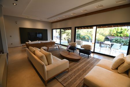 Sala 1 de casa à venda com 4 quartos, 630m² em Jardim Sorirama (sousas), Campinas