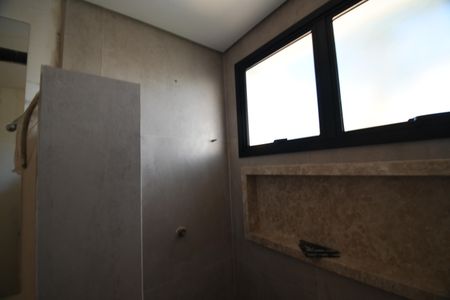 Casa à venda com 630m², 4 quartos e 8 vagasBanheiro das Semi Suites