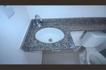 Apartamento à venda com 25m², 1 quarto e sem vagaBanheiro