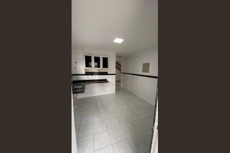 Cozinha de casa de condomínio à venda com 3 quartos, 174m² em Maravista, Niterói