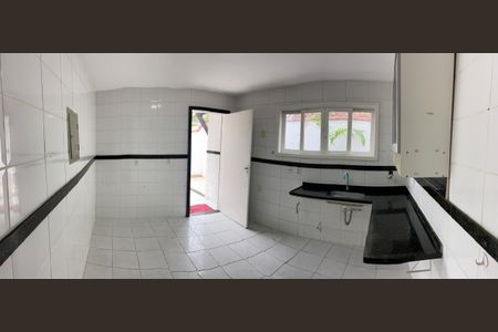 Cozinha de casa de condomínio à venda com 3 quartos, 174m² em Maravista, Niterói