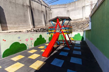 Casa de condomínio à venda com 125m², 3 quartos e 1 vaga Casa de condomínio à venda com 125m², 3 quartos e 1 vagaPlayground