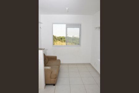 Apartamento para alugar com 38m², 2 quartos e sem vaga Apartamento para alugar com 38m², 2 quartos e sem vagaSala