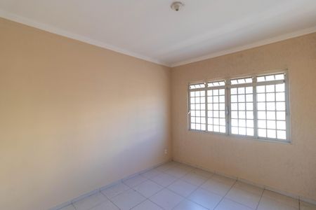 Casa à venda com 311m², 6 quartos e 6 vagas Casa à venda com 311m², 6 quartos e 6 vagasCopa
